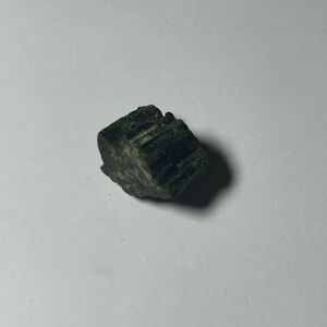 Raw Epidote